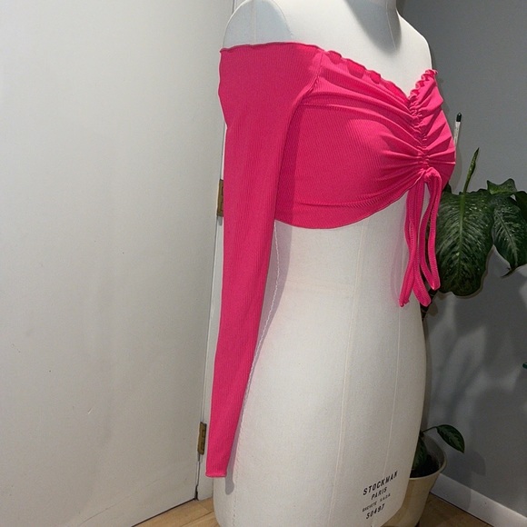 💗PINK LONG SLEEVE CROP TOP💗 - Picture 3 of 5